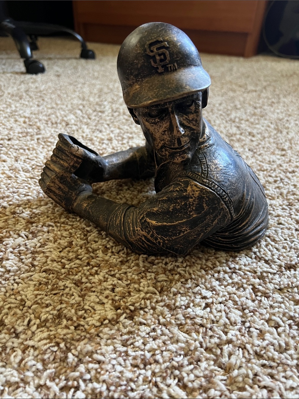 San Francisco Giants Baseball Player Bust - Bronze-Tone Wine Bottle Holder
